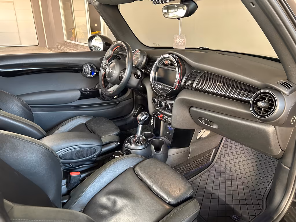 MINI John Cooper Works Cabrio