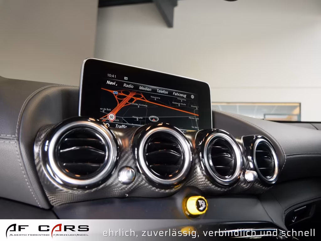 Mercedes-Benz AMG GT R
