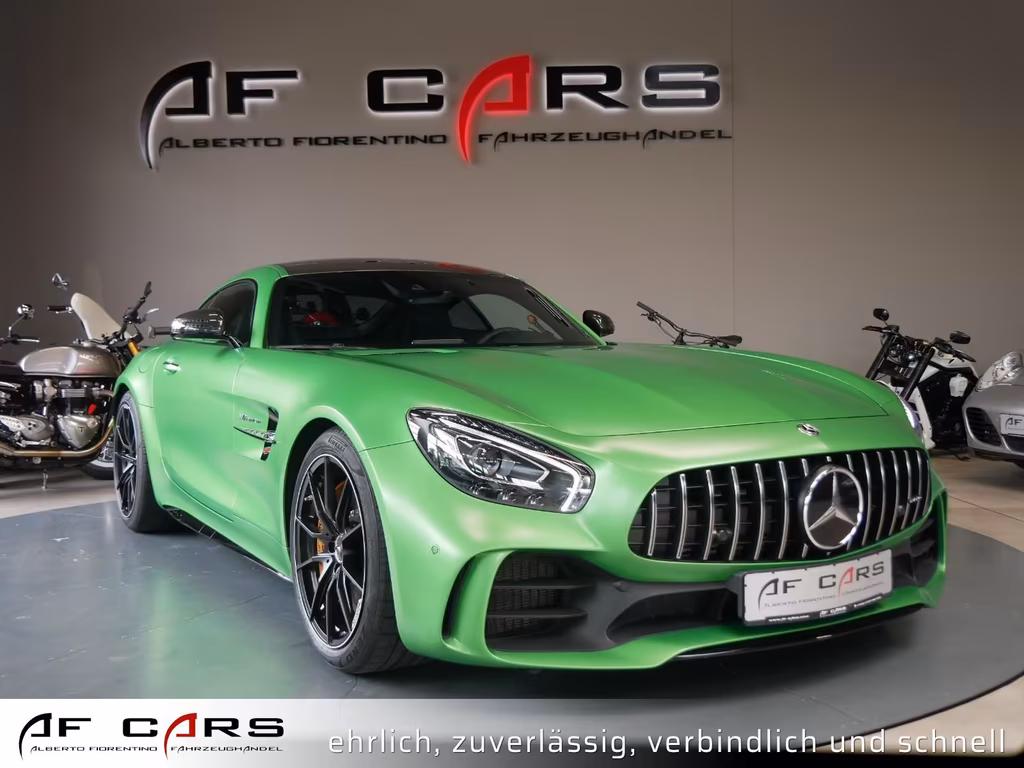 Mercedes-Benz AMG GT R