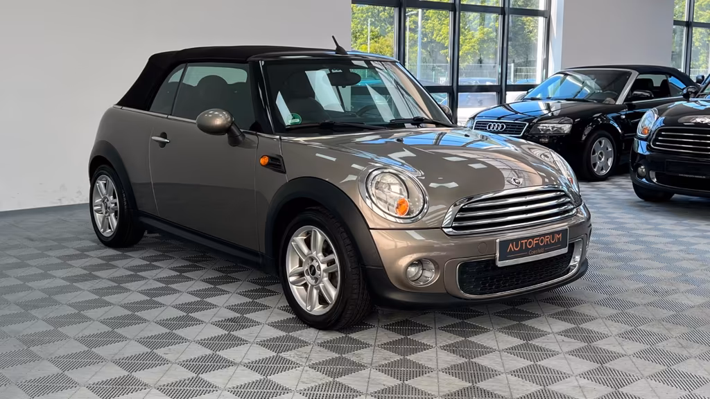 MINI Cooper D Cabrio