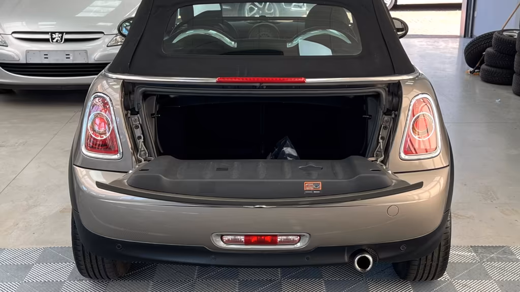 MINI Cooper D Cabrio