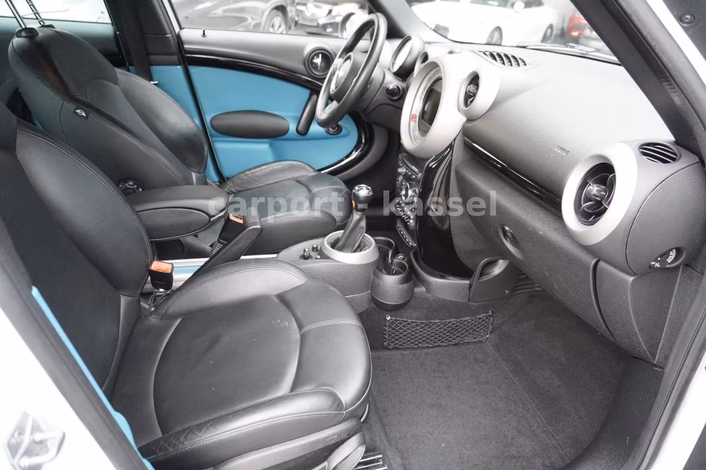MINI Cooper Countryman