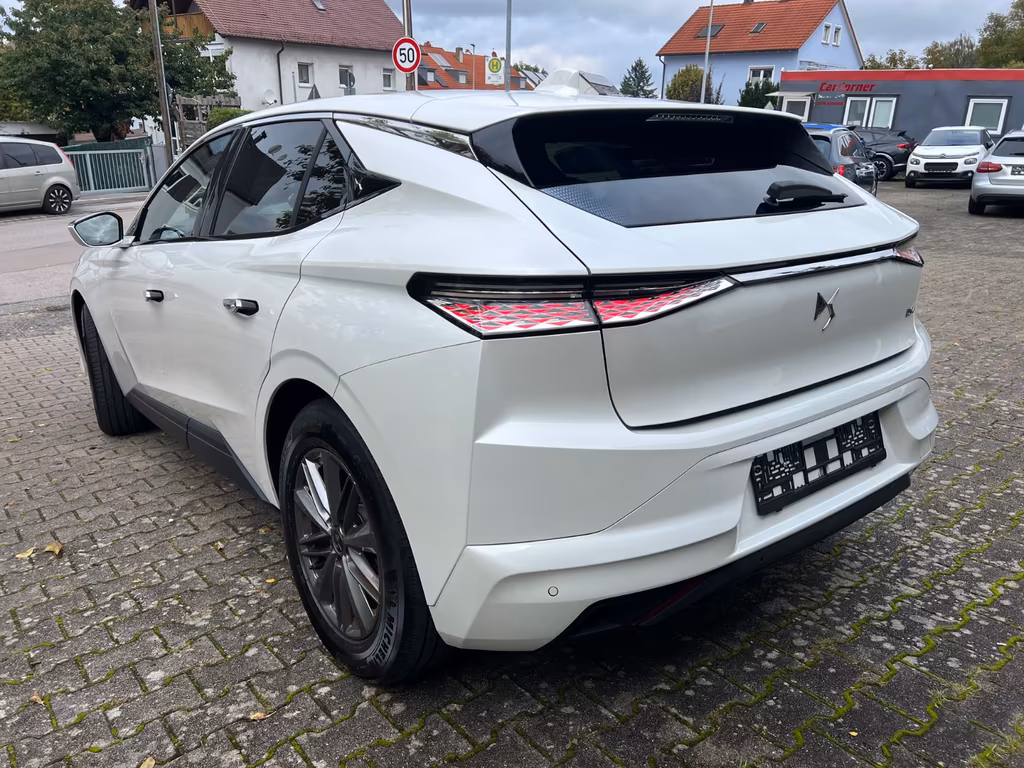 DS Automobiles DS4