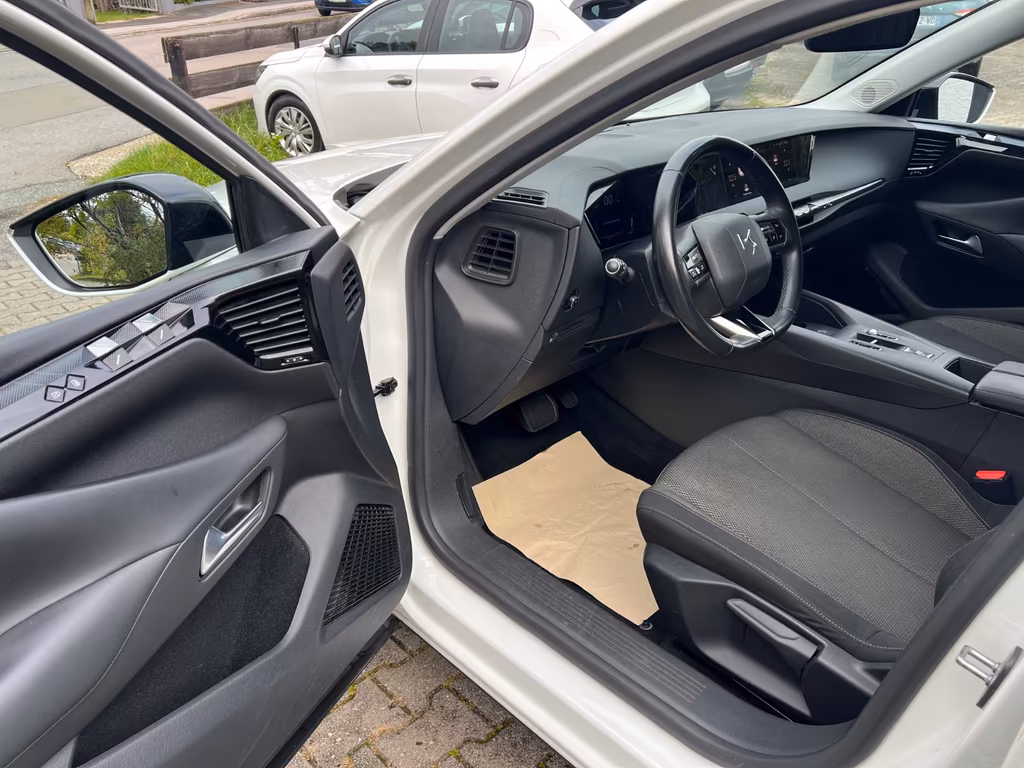 DS Automobiles DS4