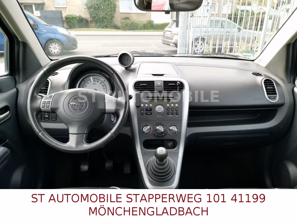 Opel Agila