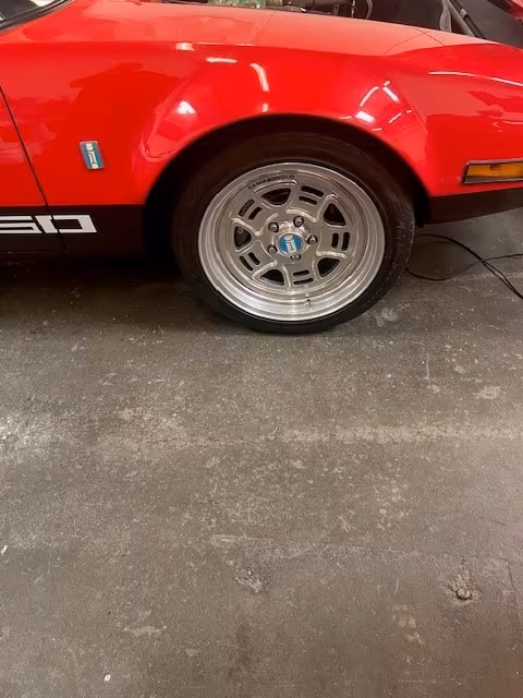 DeTomaso Pantera