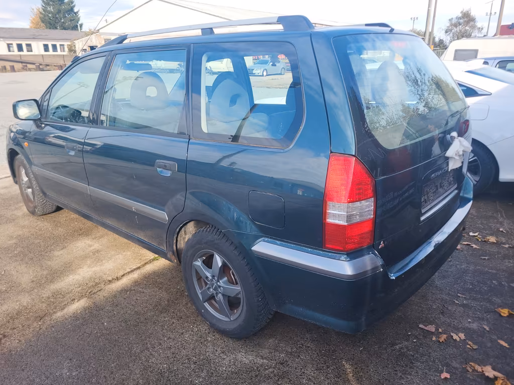 Mitsubishi Space Wagon