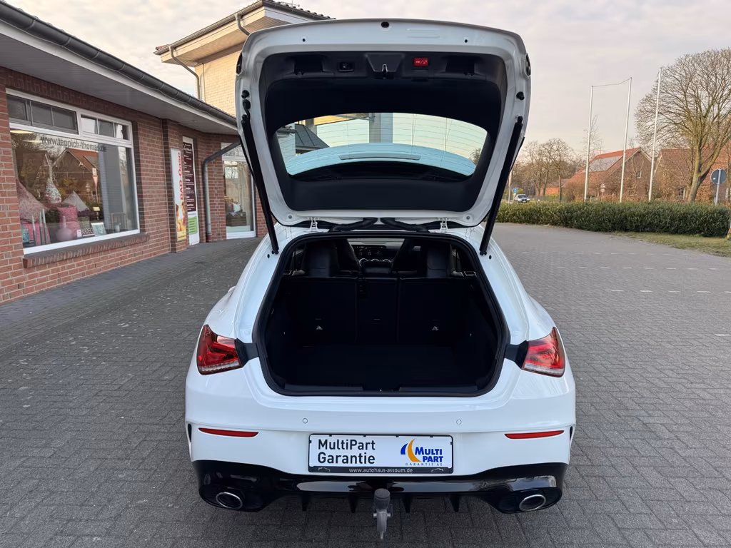 Mercedes-Benz CLA 35 AMG