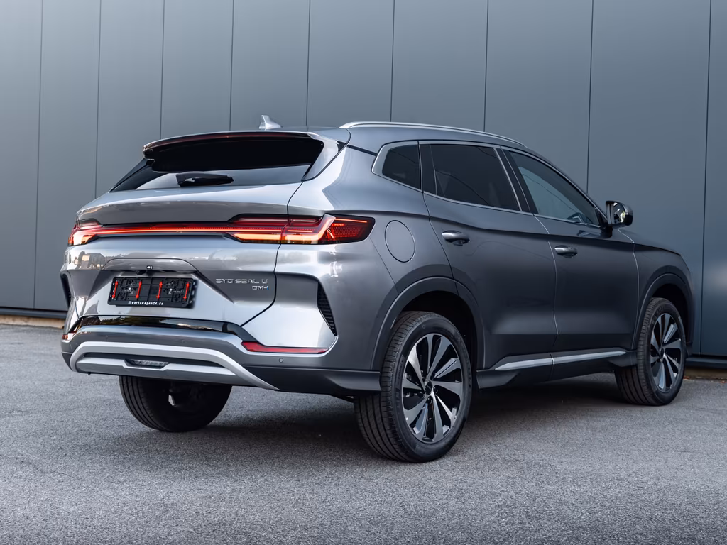 BYD SEAL U