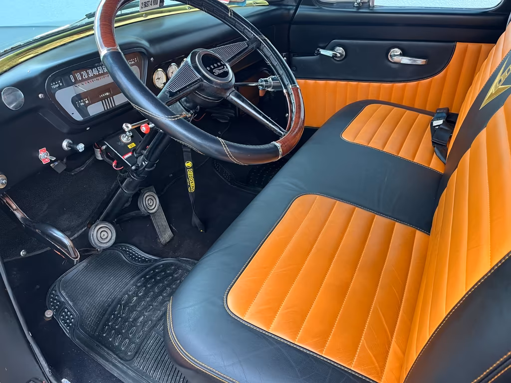 Ford F 100