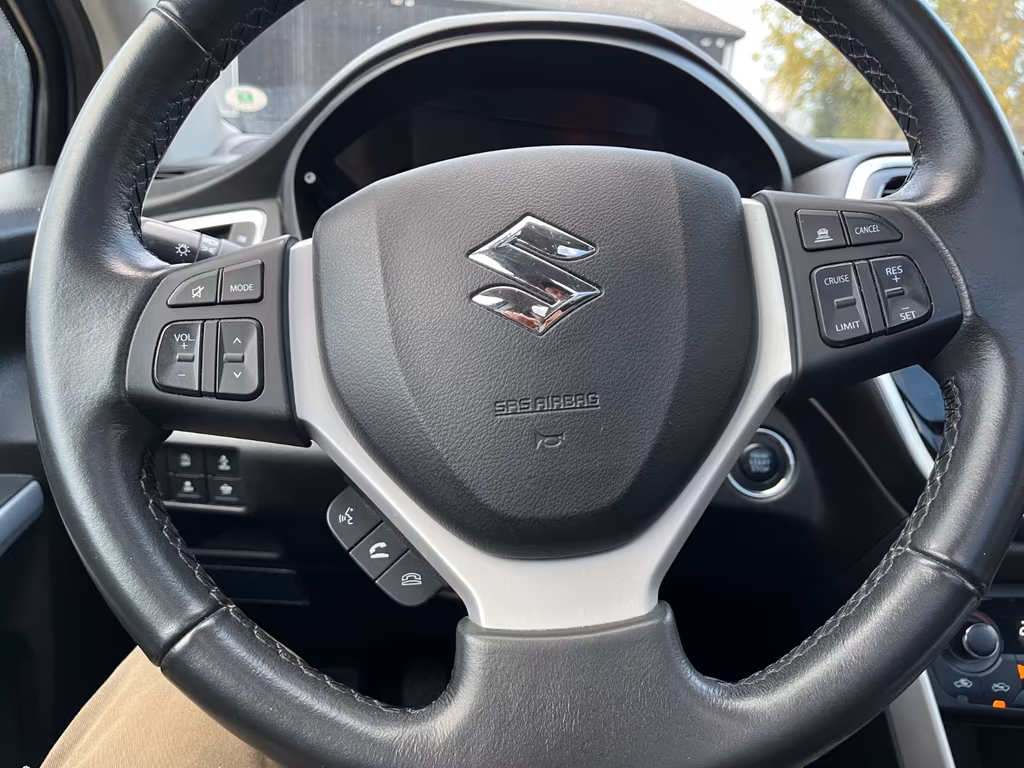 Suzuki (SX4) S-Cross