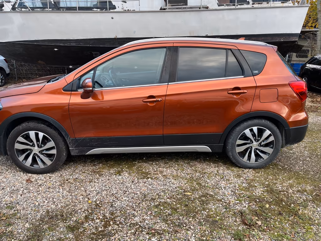 Suzuki (SX4) S-Cross