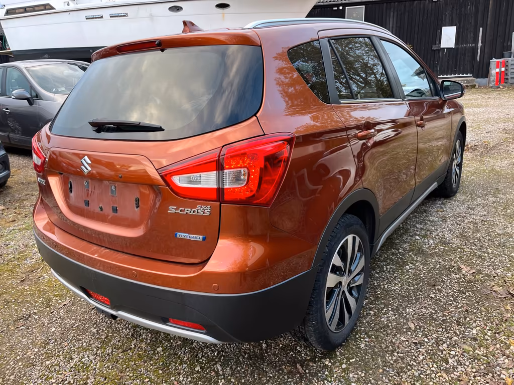 Suzuki (SX4) S-Cross