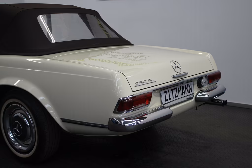 Mercedes-Benz 250