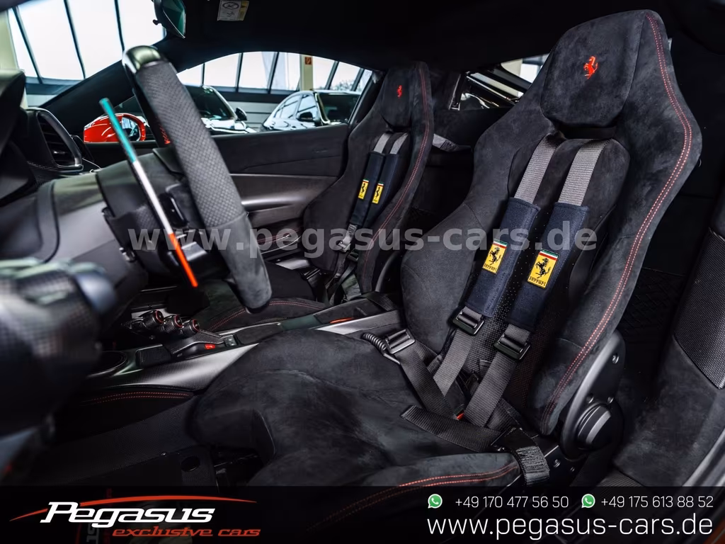 Ferrari 488 Pista
