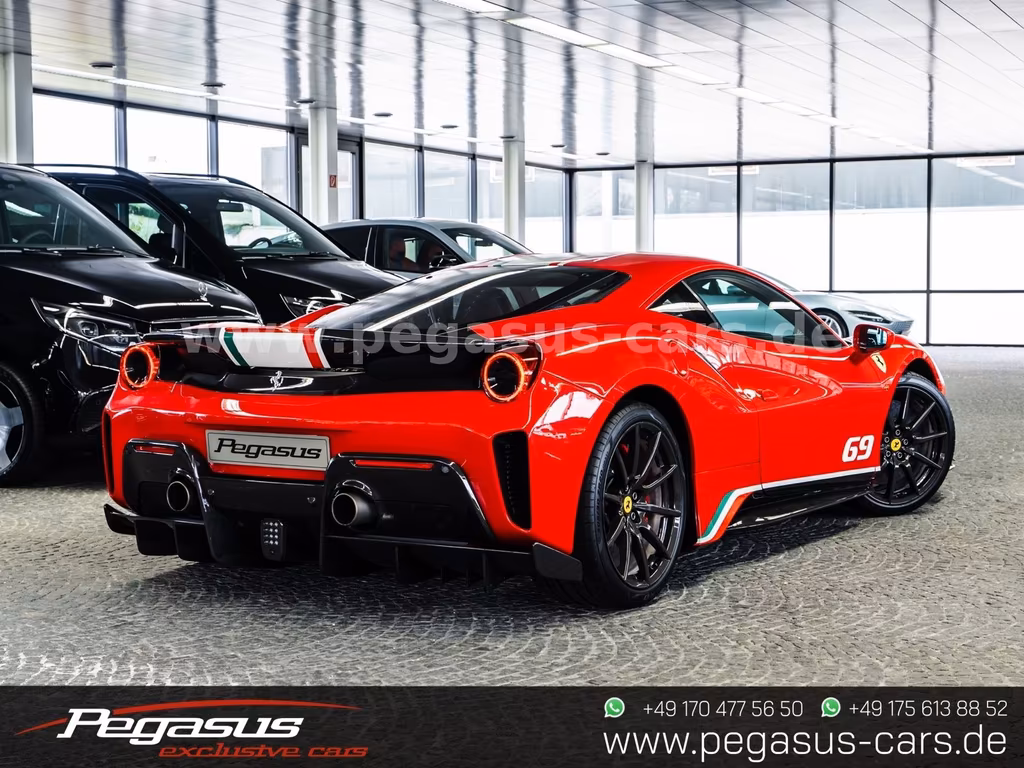 Ferrari 488 Pista