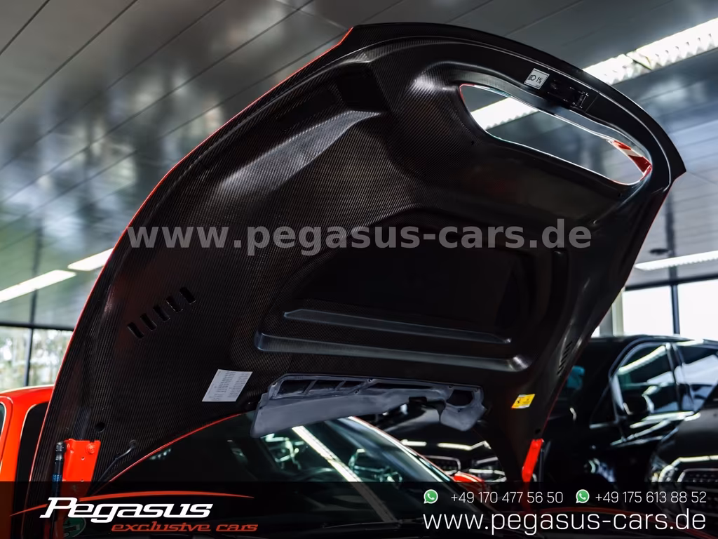 Ferrari 488 Pista