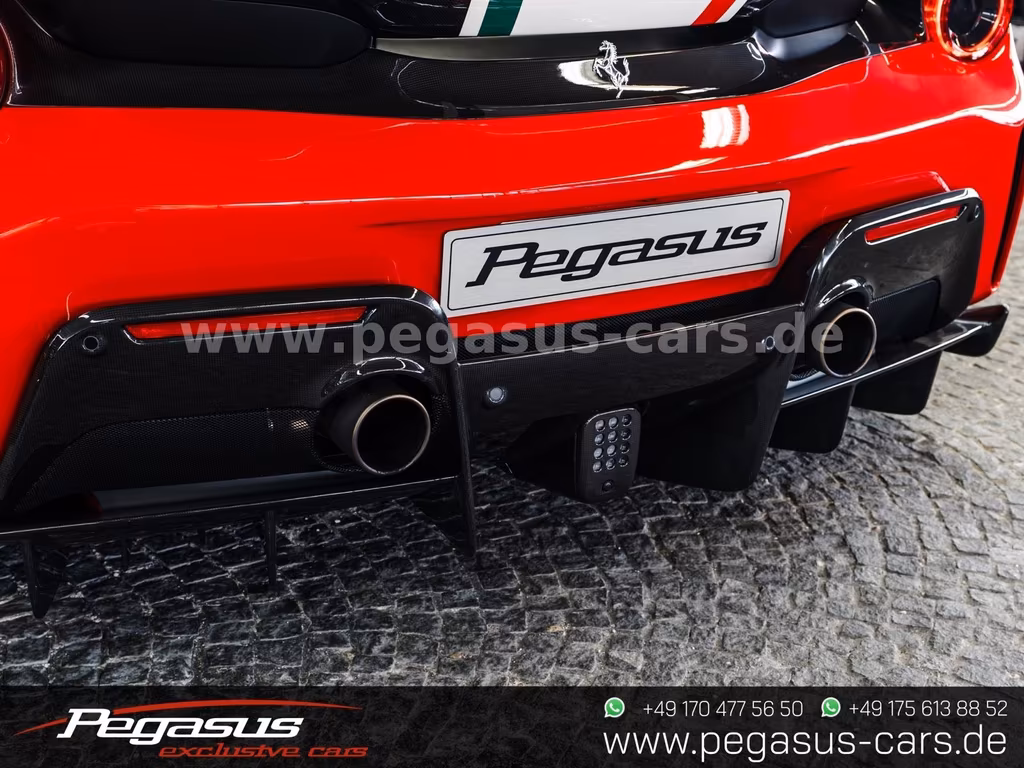 Ferrari 488 Pista