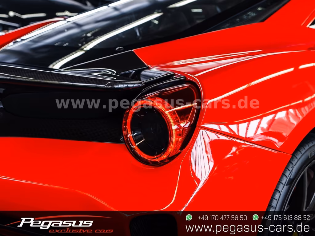 Ferrari 488 Pista