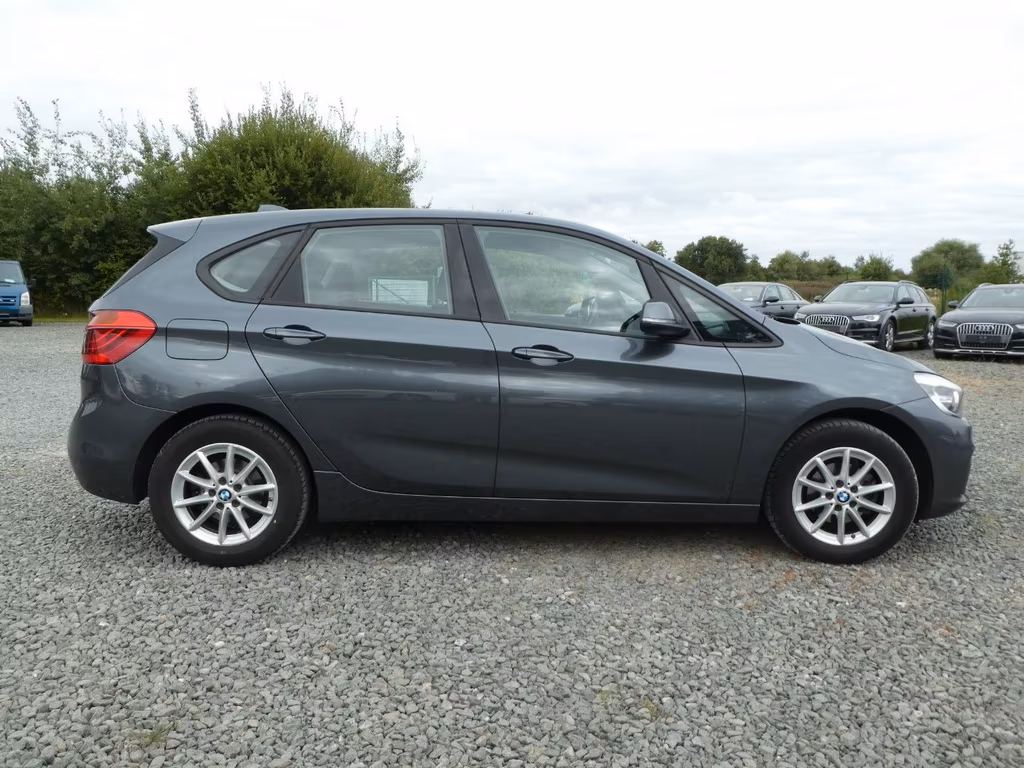 BMW 214