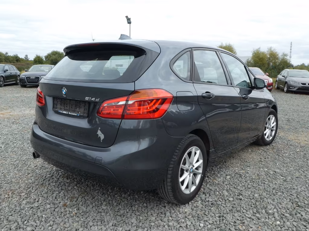 BMW 214