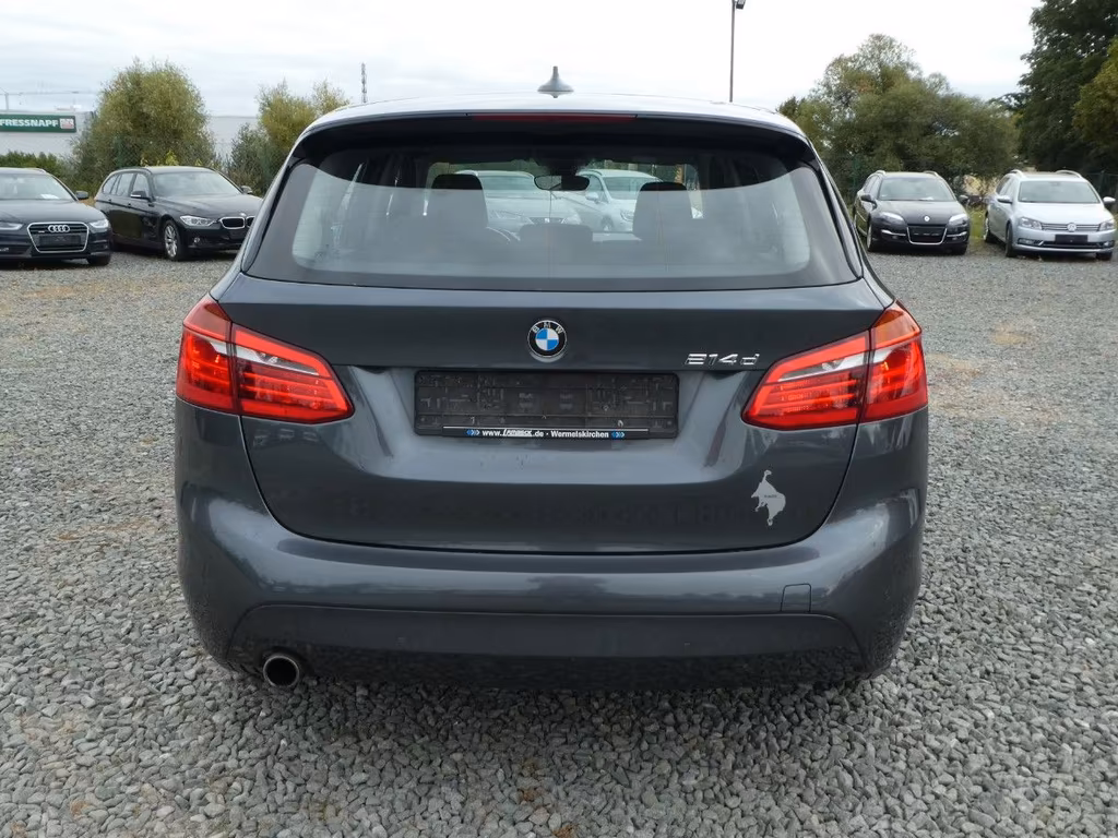 BMW 214