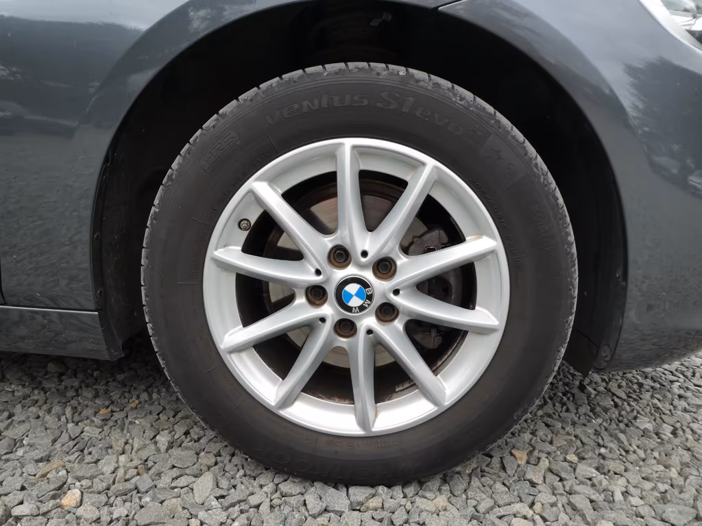 BMW 214