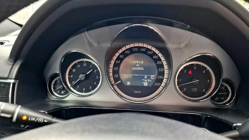Mercedes-Benz E 350
