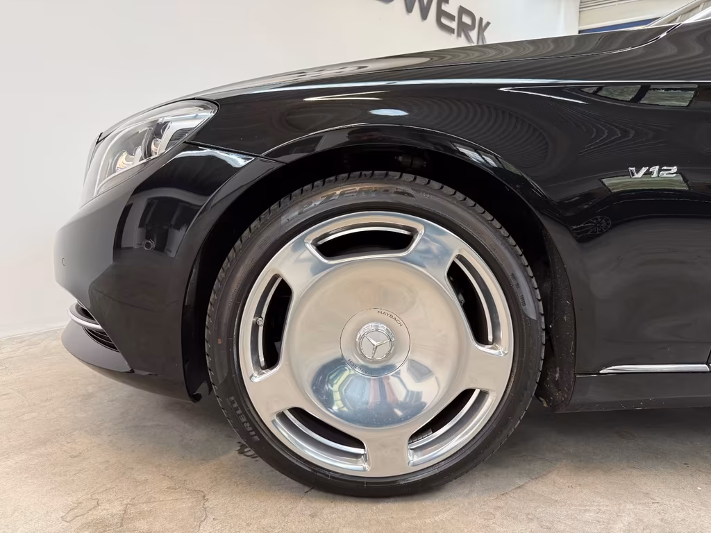 Mercedes-Benz S 600