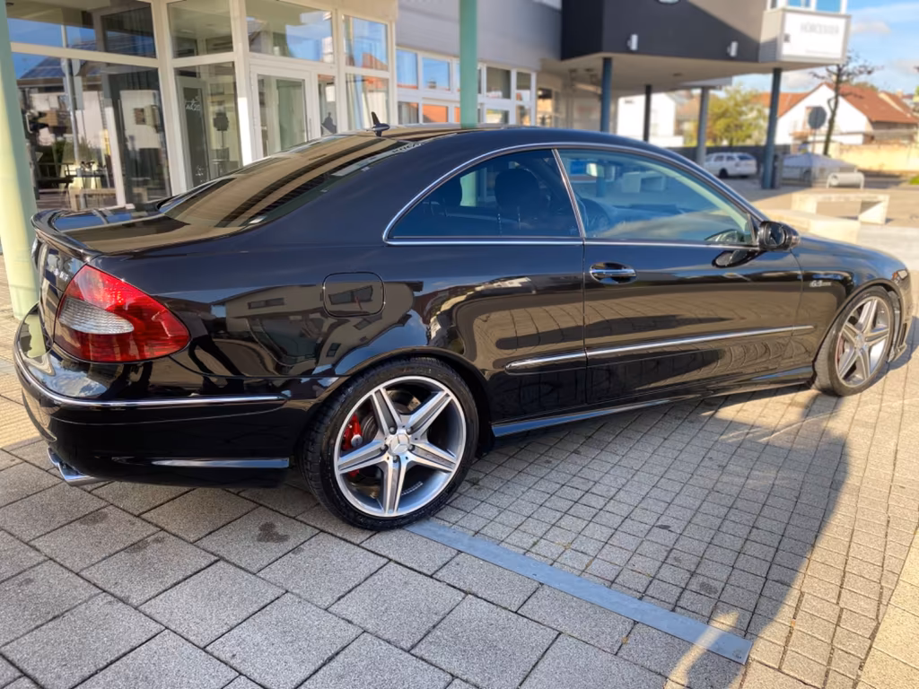 Mercedes-Benz CLK 63 AMG