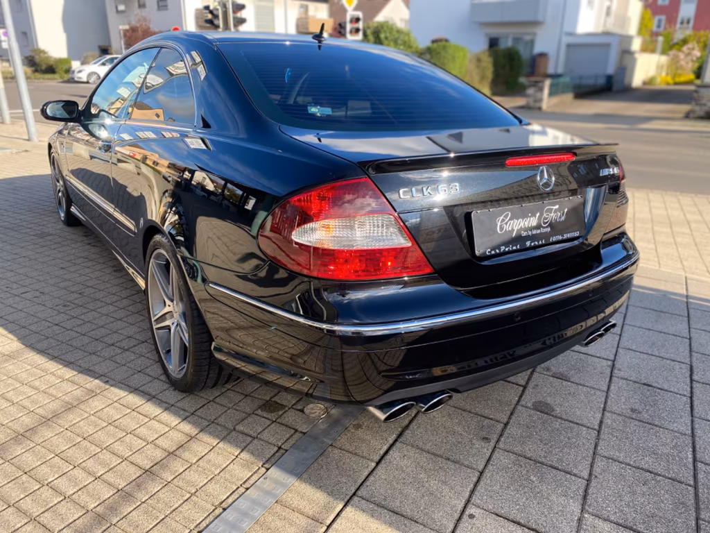 Mercedes-Benz CLK 63 AMG