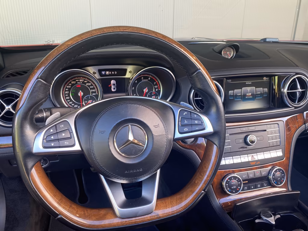 Mercedes-Benz SL 400