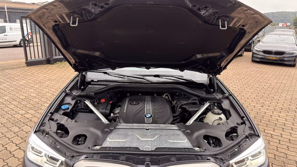 BMW X3 M40