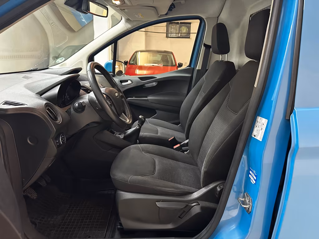 Ford Transit Courier