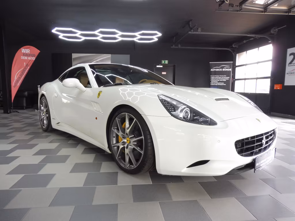 Ferrari California