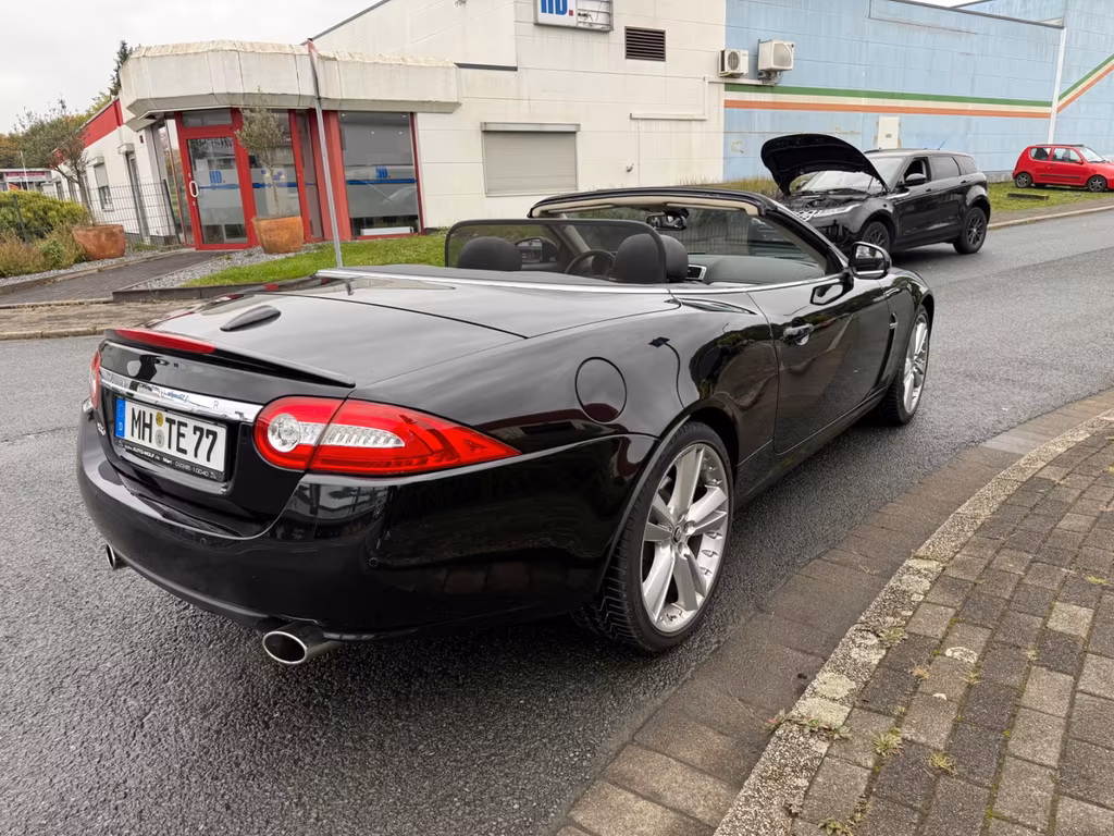 Jaguar XK
