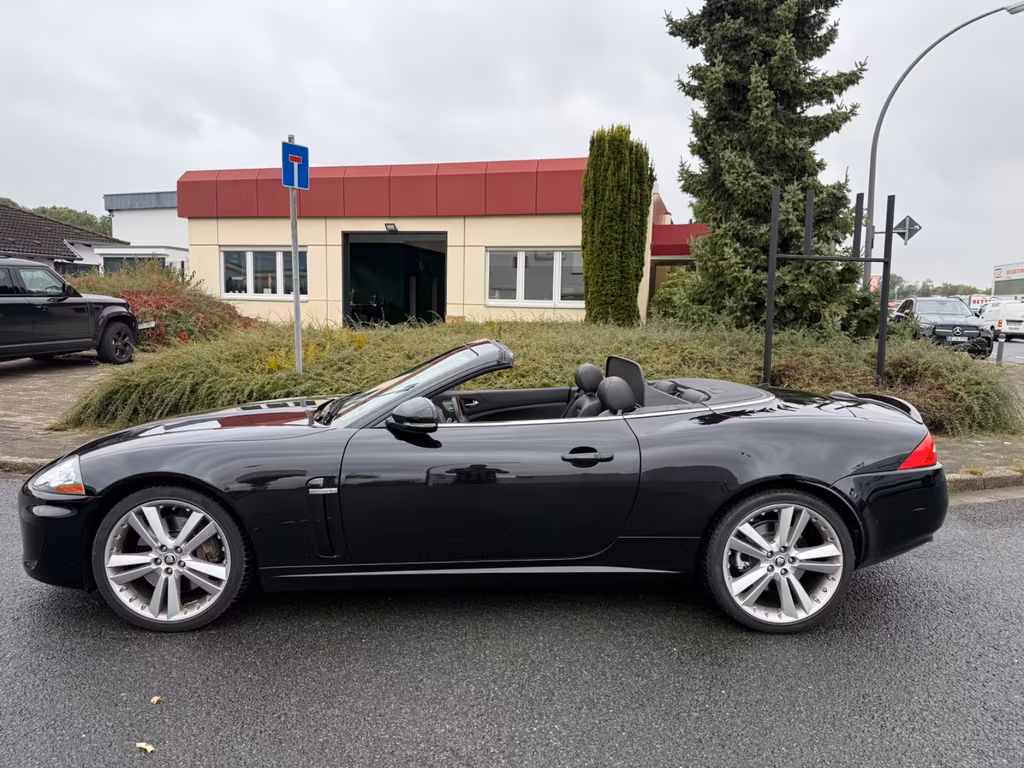 Jaguar XK