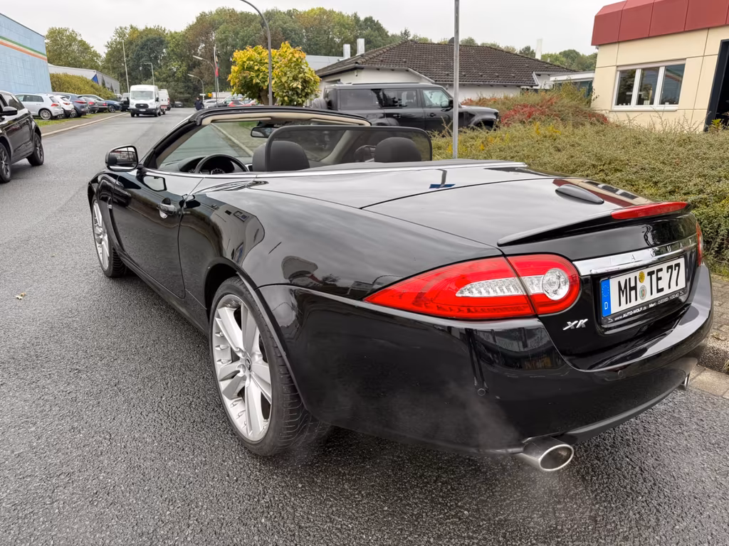 Jaguar XK