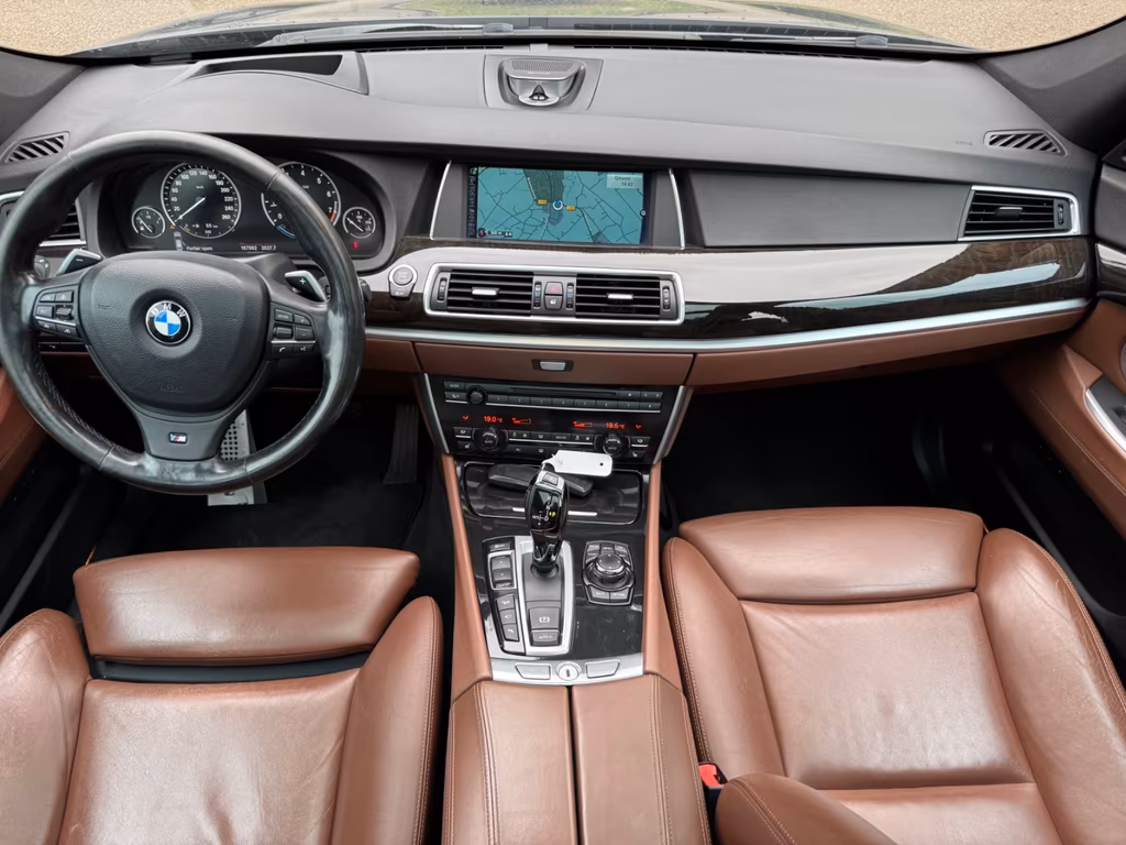 BMW 550