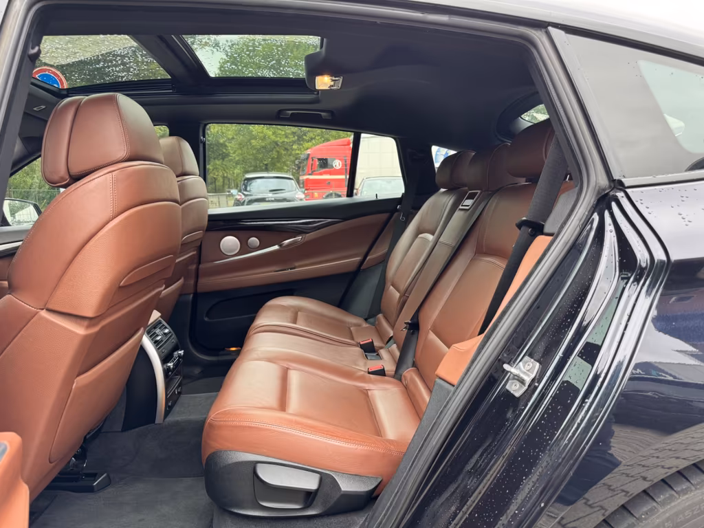 BMW 550