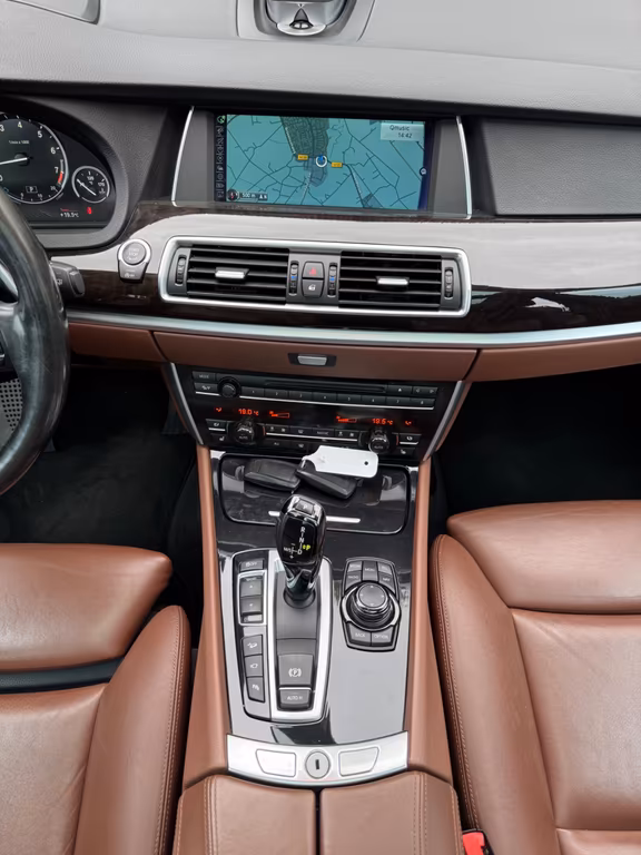 BMW 550