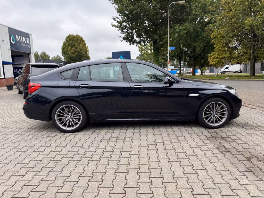 BMW 550