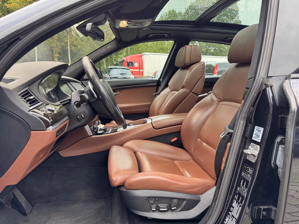 BMW 550