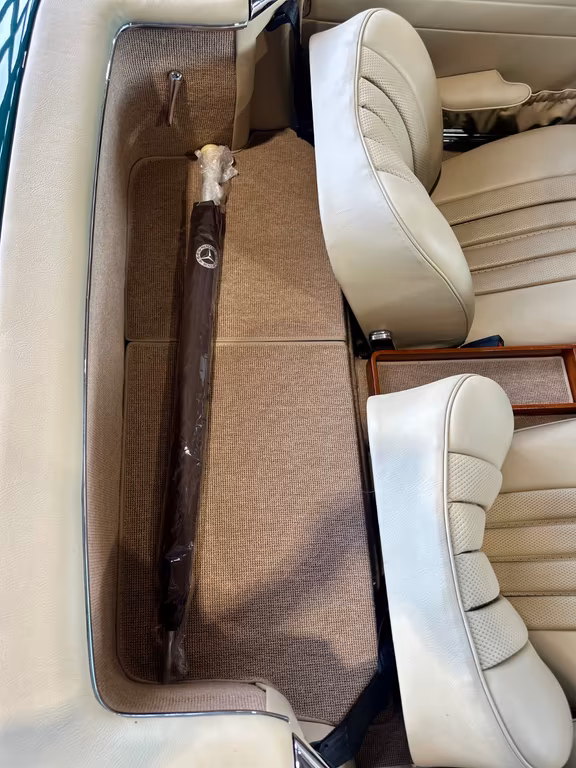Mercedes-Benz 250