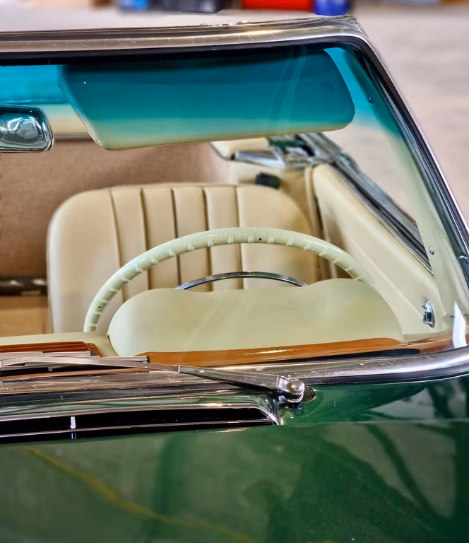 Mercedes-Benz 250