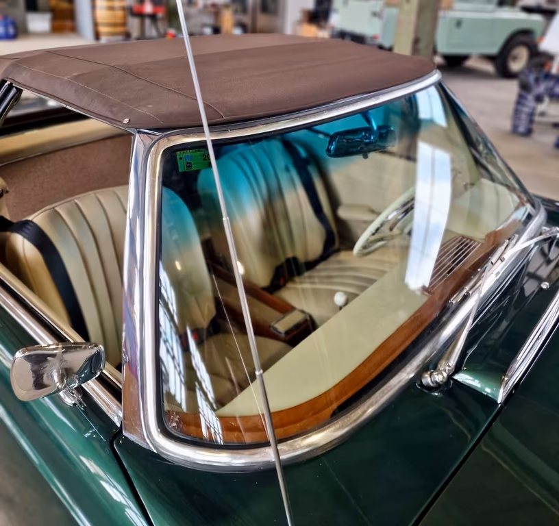 Mercedes-Benz 250