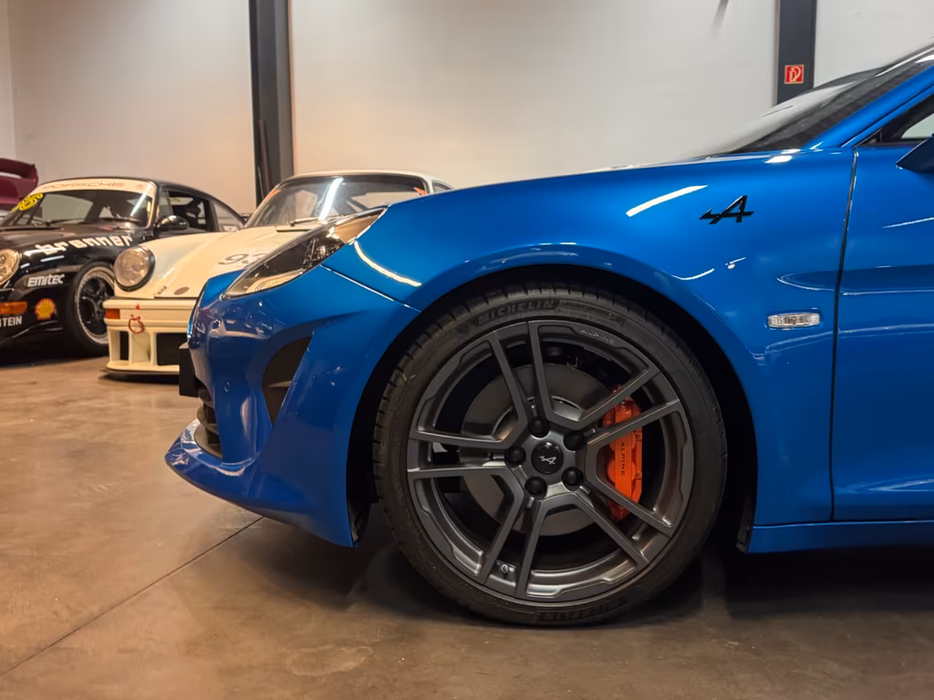 Alpine A110