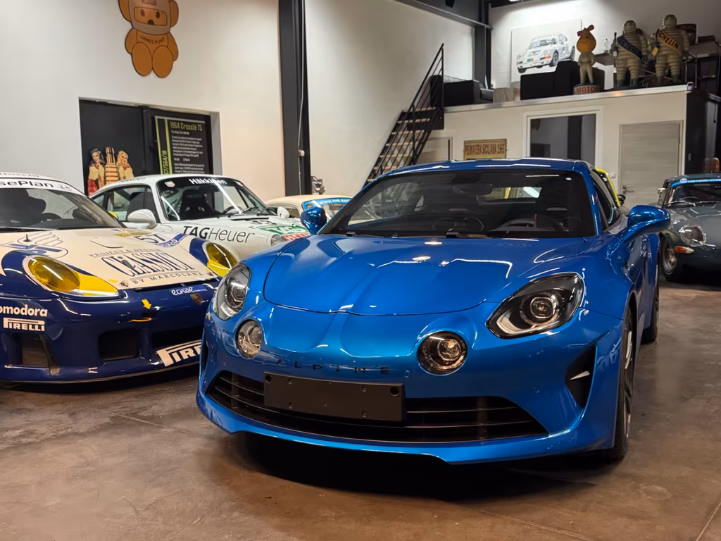 Alpine A110