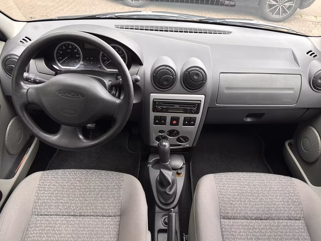 Dacia Logan