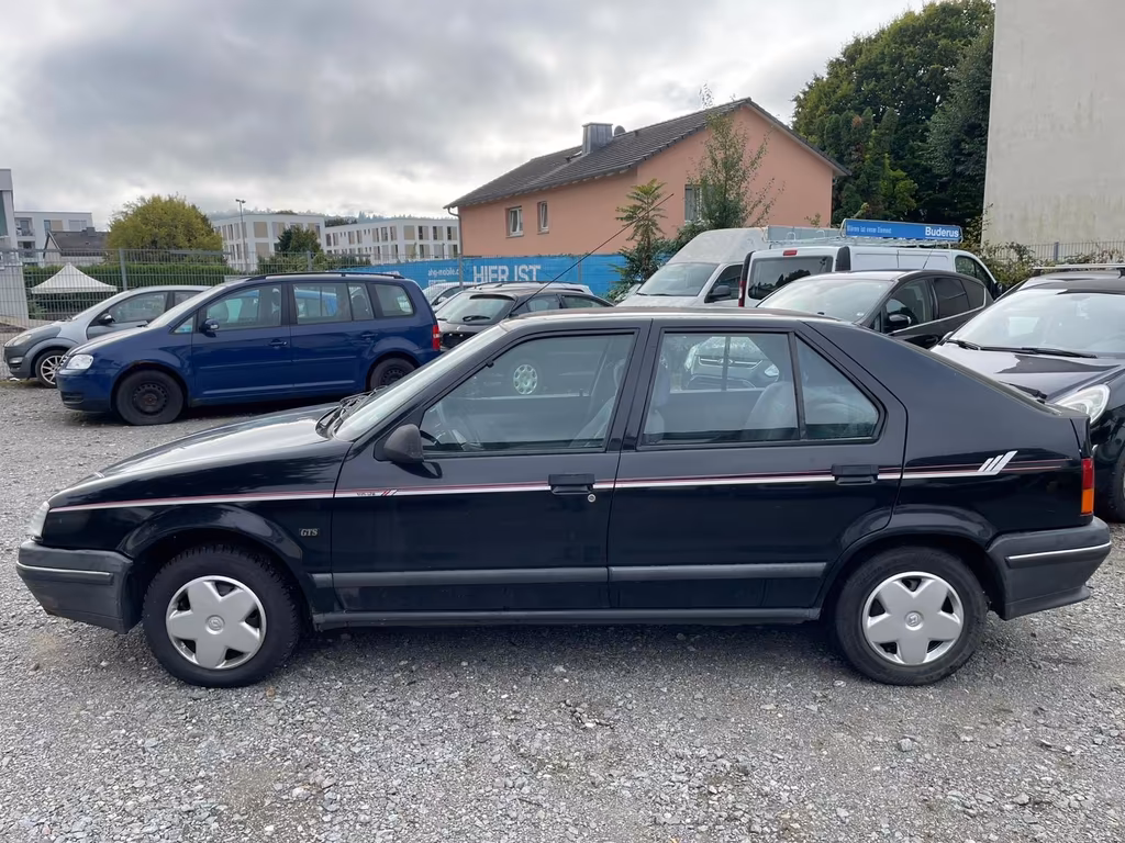 Renault R 19